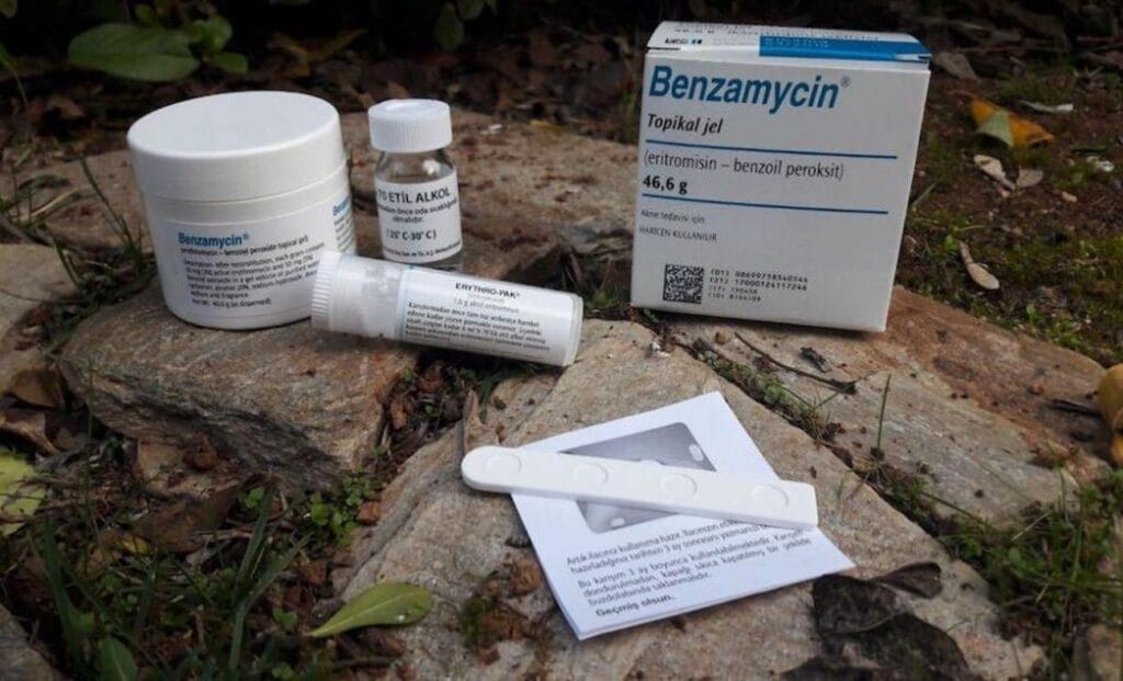 BENZAMYCIN %3 + %5 TOPIKAL JEL 1 BENZAMYCIN 3 5 TOPIKAL JEL 27741