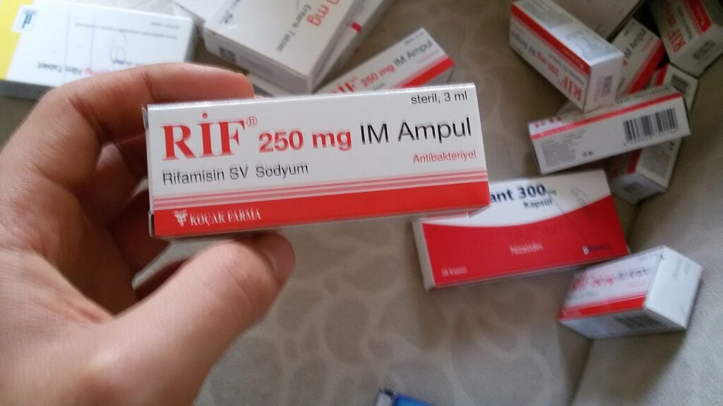 RIF250 MG IM ENJEKSIYONLUK COZELTI (1 AMPUL) 1 RIF250 MG IM ENJEKSIYONLUK COZELTI 1 AMPUL 25103